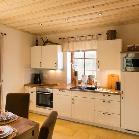 Apartment Castle Chalet No 19 *
