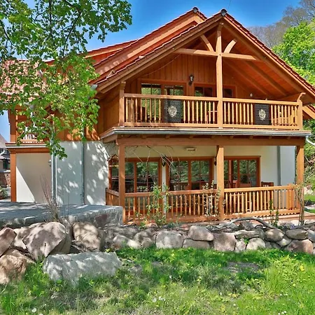 Castle Chalet No 19